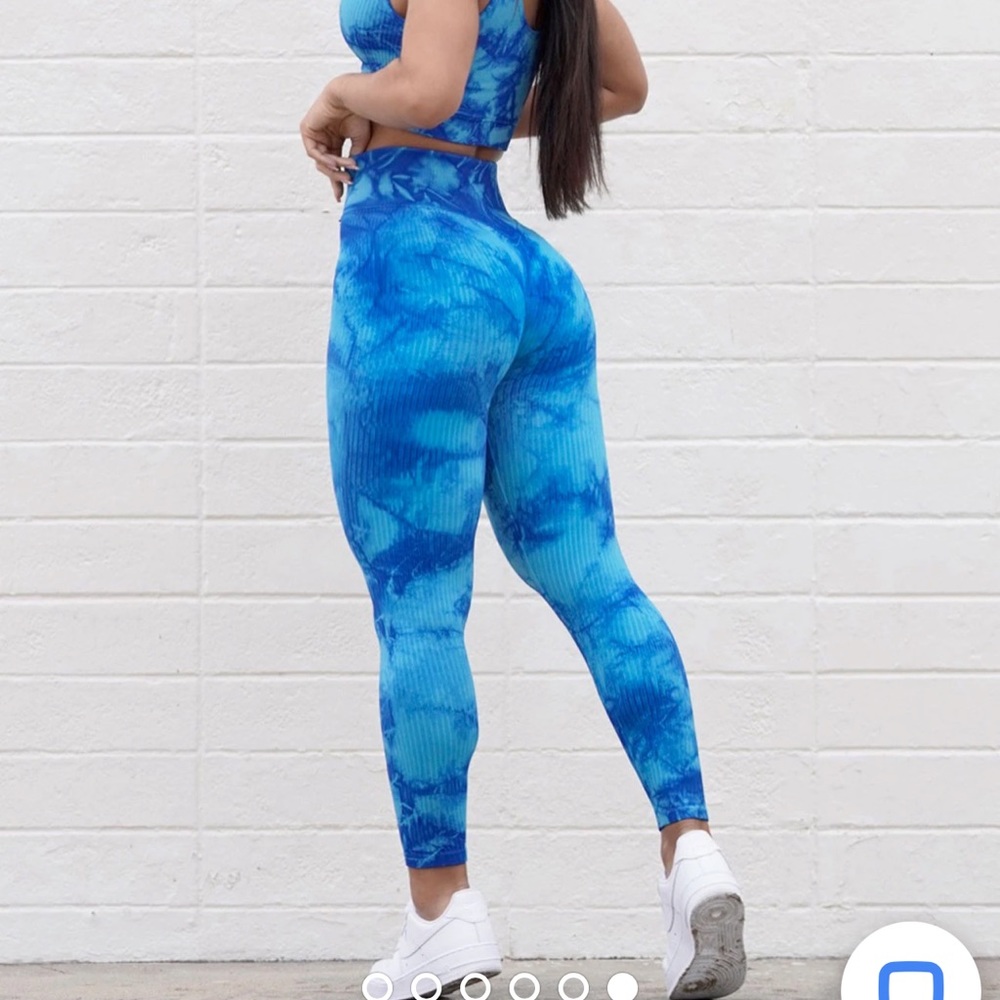 Bombshell sportswear tie dye leggings